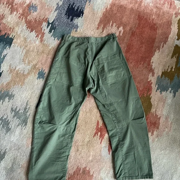 Nili Lotan Shon Pants in Army Green - Picture 2 of 3